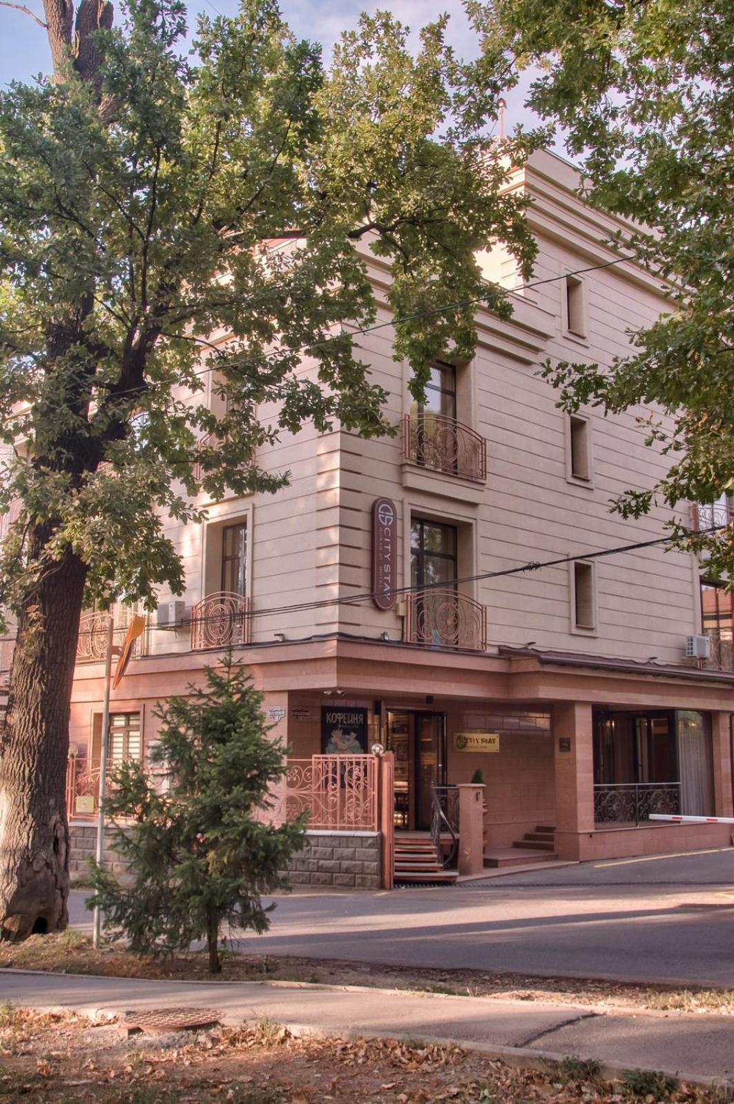 City Stay Апарт-Отель Алматы Εξωτερικό φωτογραφία